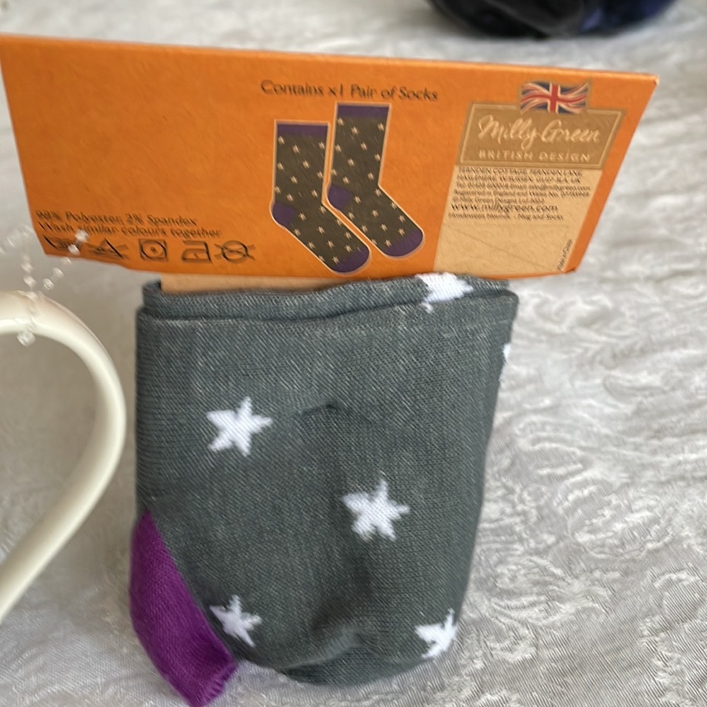 Dachshund Halloween mug with socks - Picture 2 of 9